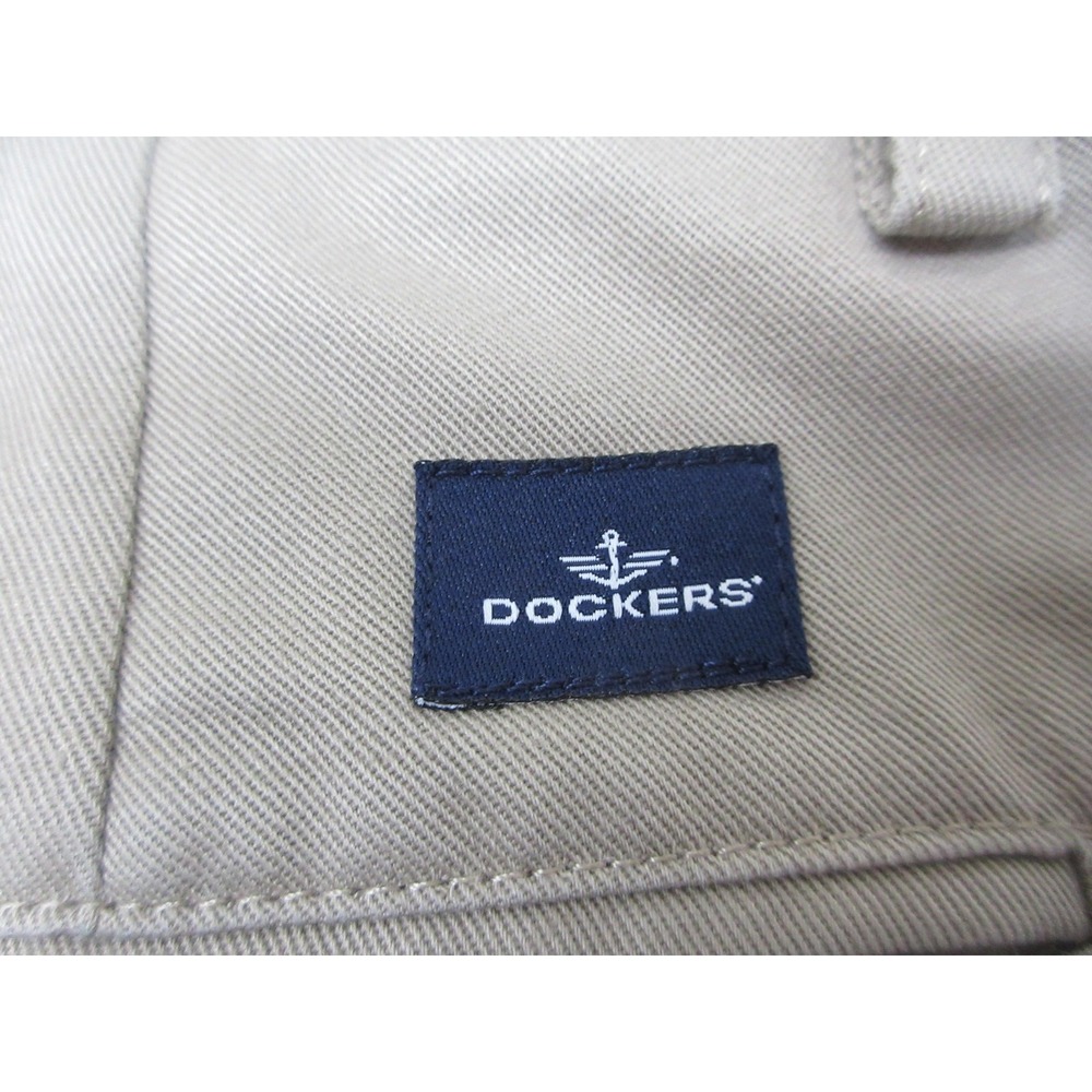 Dockers Pleated Khaki Chino Pants Mens 32x32 Beige Classic Fit Cotton Casual - Picture 7 of 16